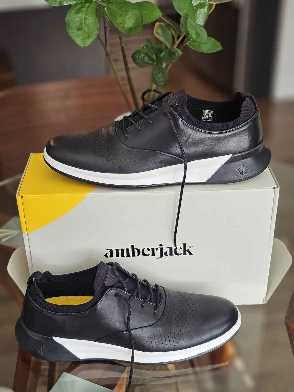 Amberjack Men’s Black Low-Top Perforated Sneaker
